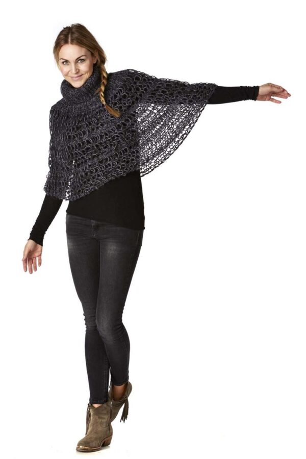Ettol poncho haandstrik lottekjaerdesign 2a