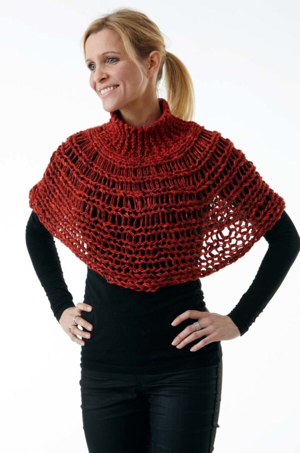 Inansout poncho haandstrik lottekjaerdesign 2a