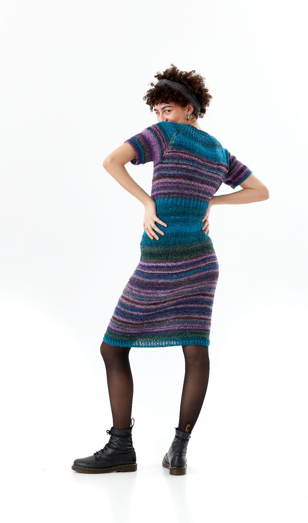 Femernbaelt kjole boppin blues sjal haandstrik lottekjaerdesign 7a